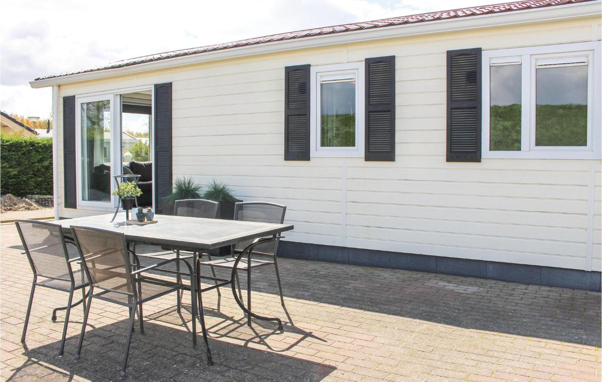 Beautiful Home In Sint-Annaland With Kitchen Kültér fotó